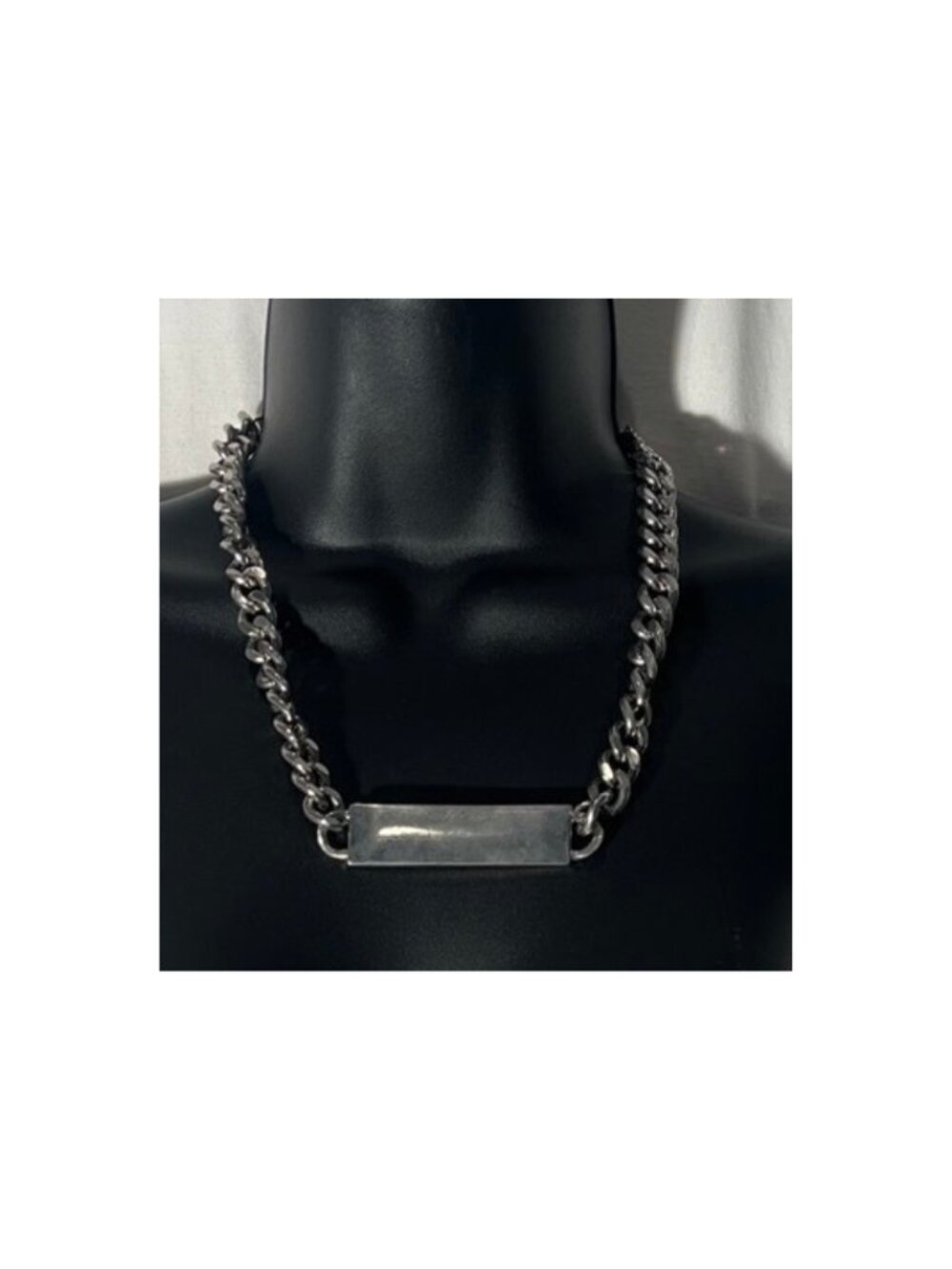 Stylish Silver Chain Necklace with Bar Pendant